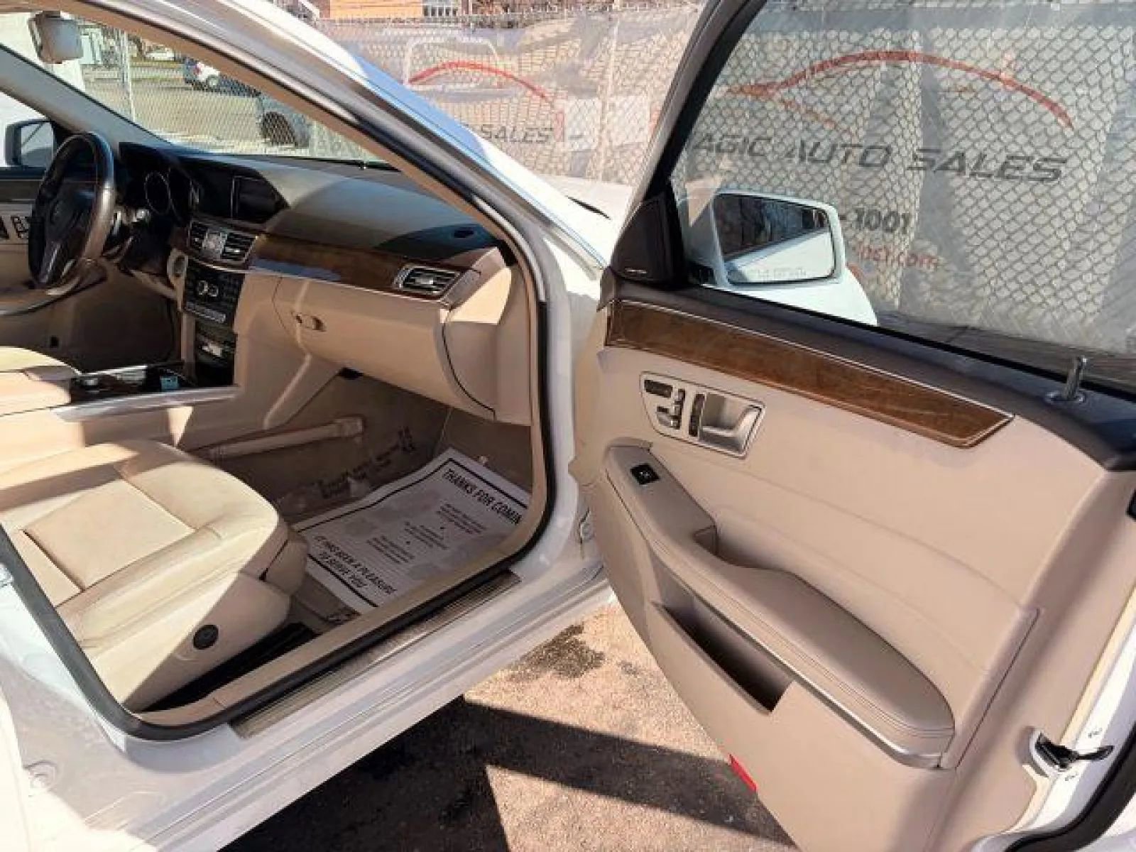 Used 2015 Mercedes-Benz E 350 4MATIC Sedan image 19