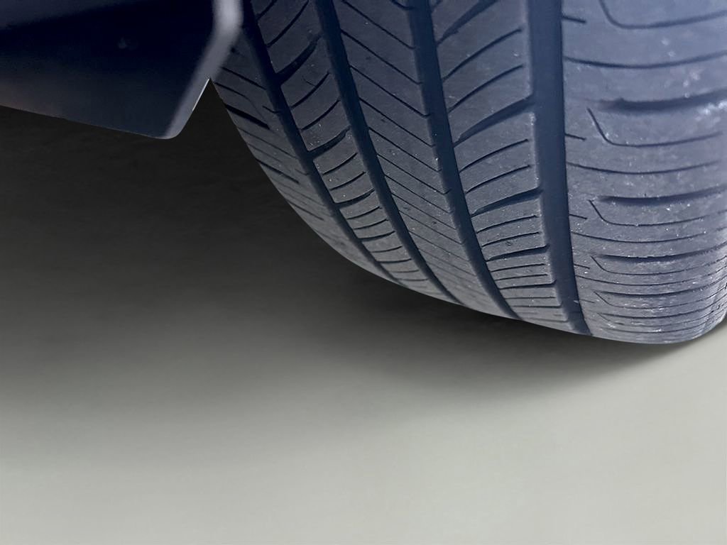 Used 2023 Honda Accord LX image 12