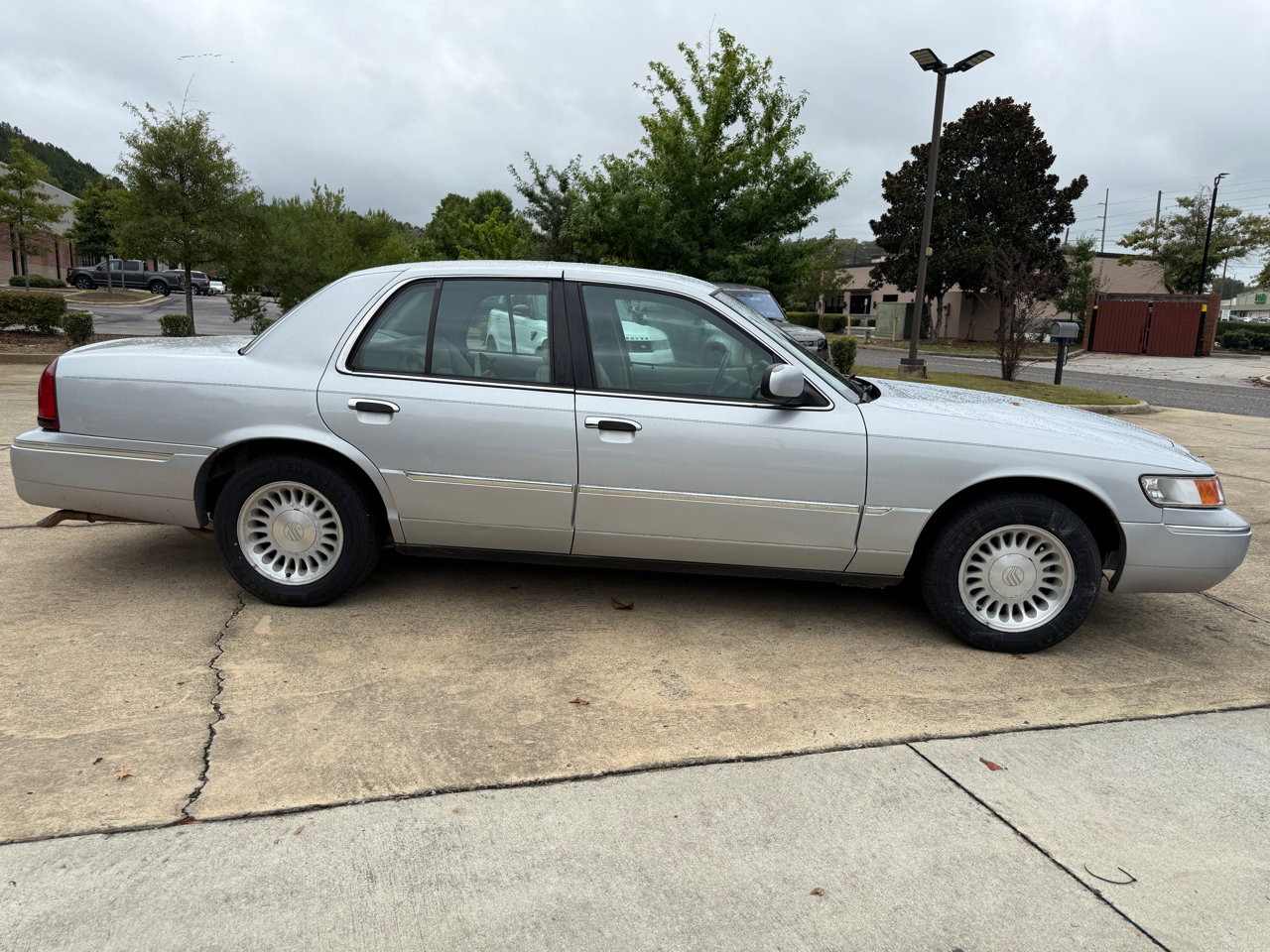 Used 2000 Mercury Grand Marquis LS image 6