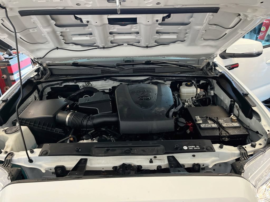Used 2019 Toyota Tacoma TRD Pro AWD/4WD image 31