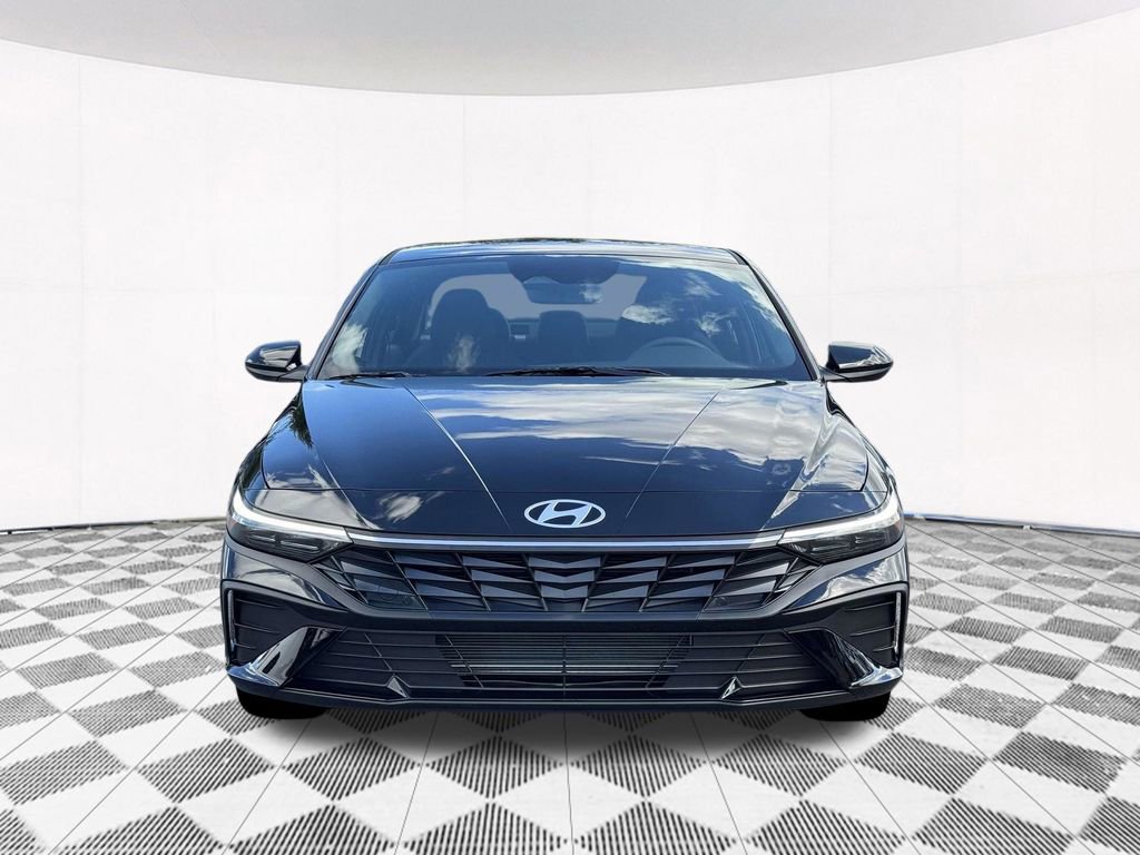 New 2026 Hyundai Elantra Sport FWD image 18
