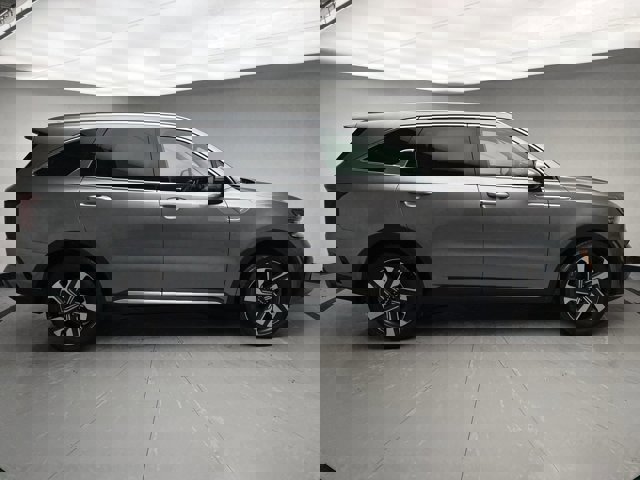 Used 2023 Kia Sorento SX Prestige w/ Panoramic Sunroof Package image 6