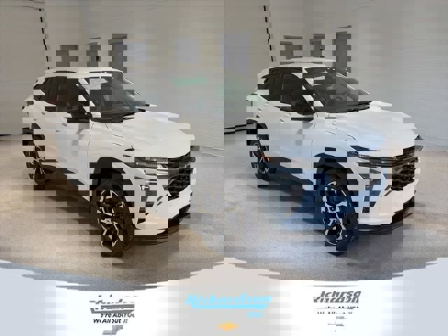 New 2026 Chevrolet Trax RS w/ Driver Confidence Package image 1