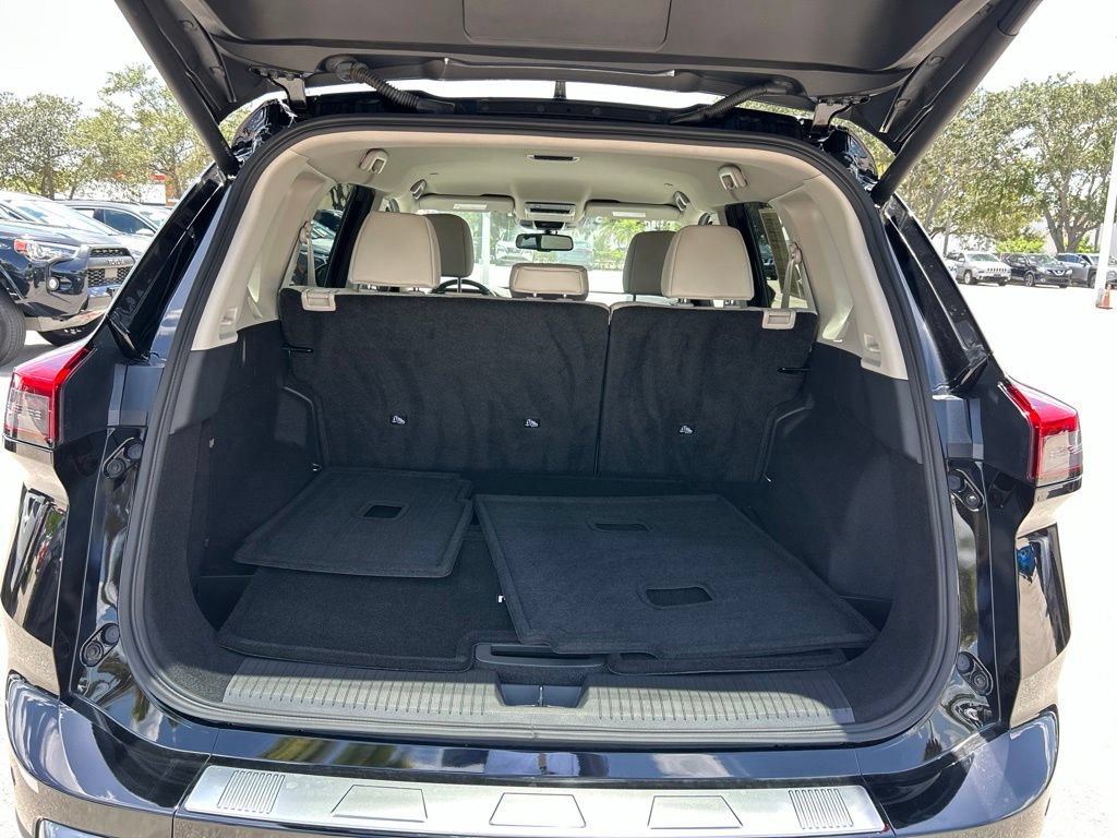 Certified 2024 Nissan Rogue SL FWD image 53