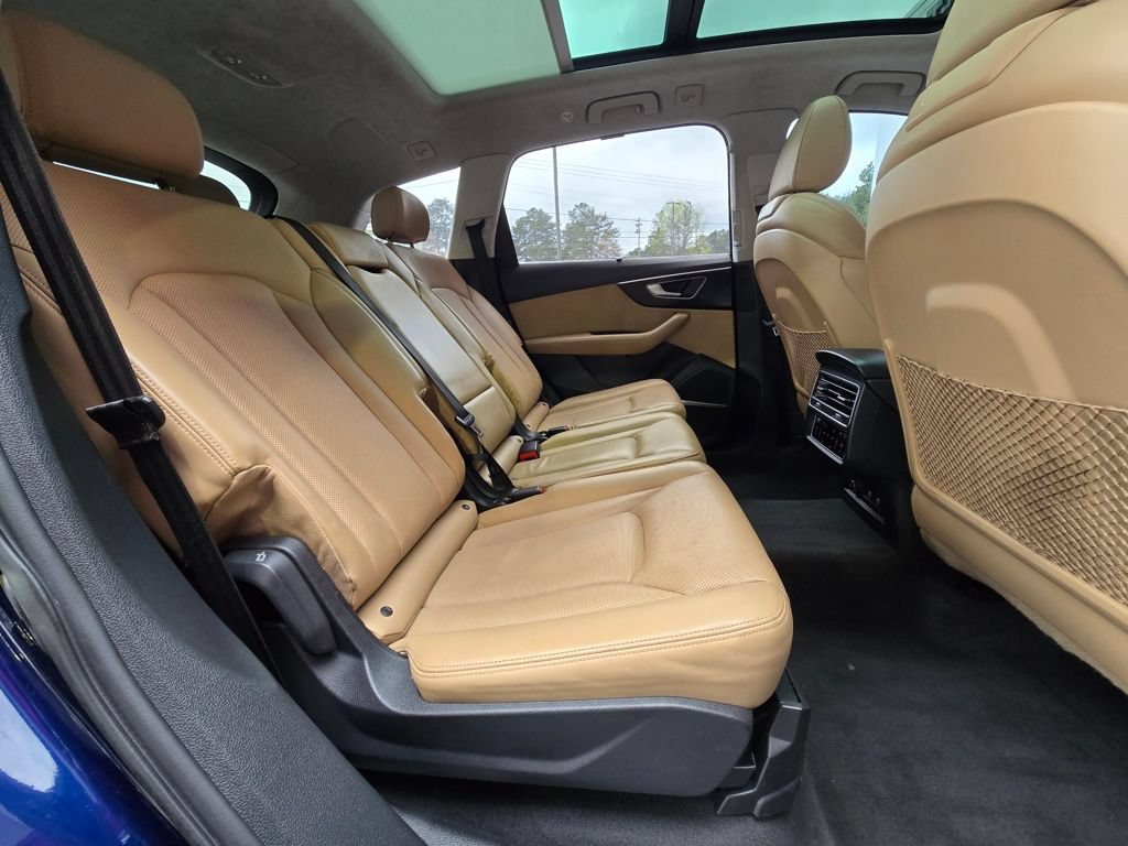 Used 2021 Audi Q7 3.0T Prestige AWD/4WD image 25