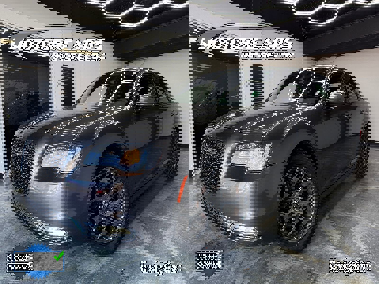 Used 2017 Chrysler 300 S image 1