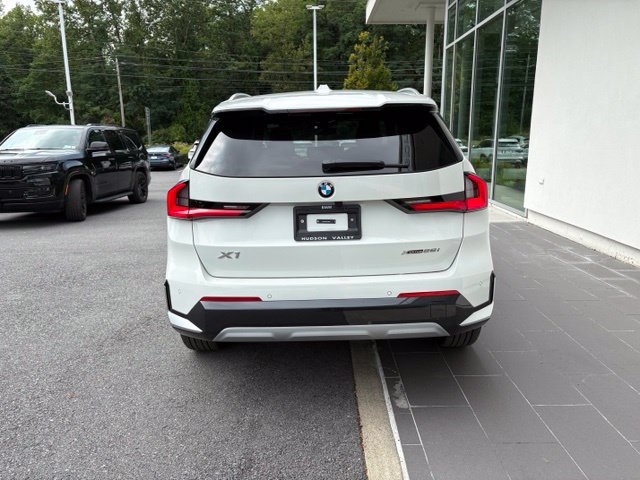 New 2027 BMW X1 xDrive28i AWD/4WD image 8