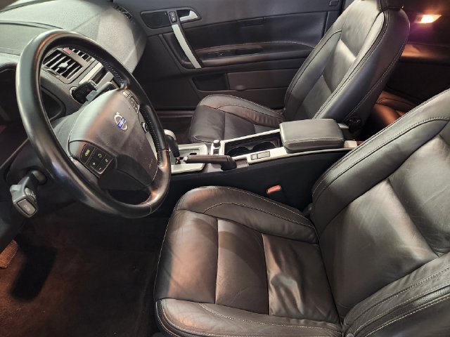 Used 2011 Volvo C70 T5 w/ Convenience Pkg FWD image 13