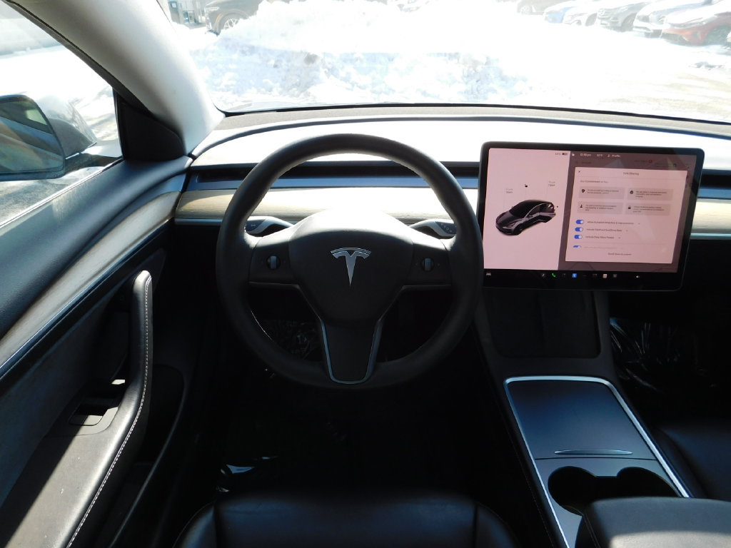 Used 2022 Tesla Model 3 Long Range AWD/4WD image 13