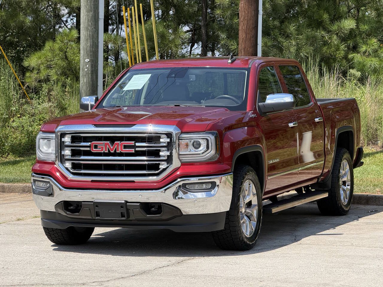 Used 2018 GMC Sierra 1500 SLT w/ SLT Premium Package AWD/4WD image 2