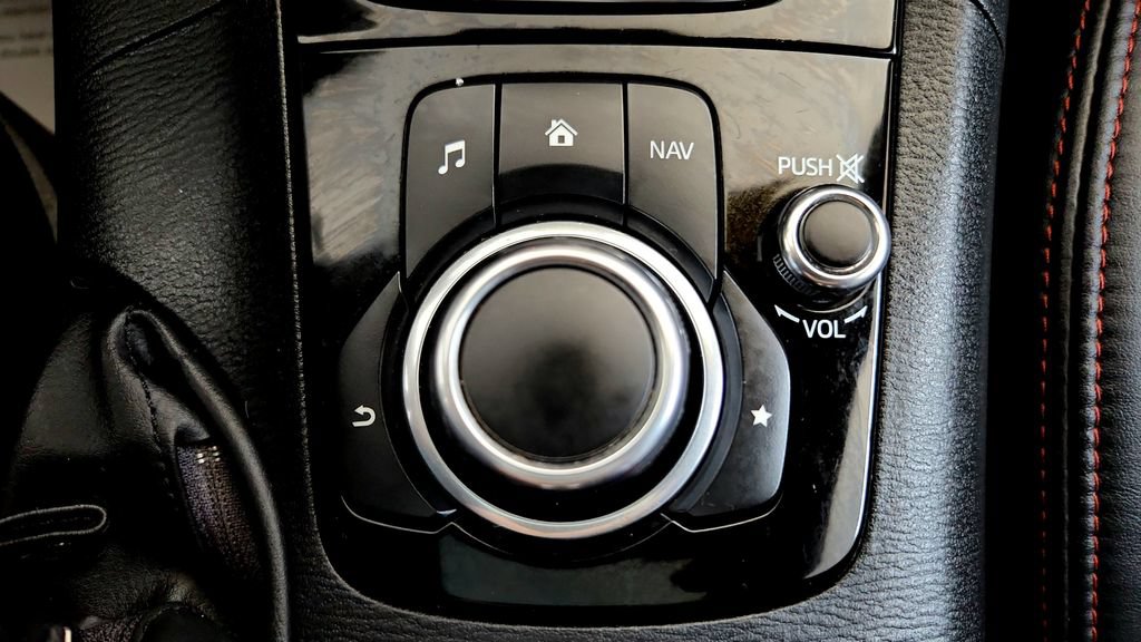 Used 2015 MAZDA MAZDA3 i Grand Touring FWD image 36
