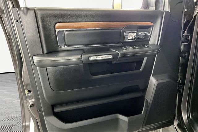 Used 2015 RAM 3500 Laramie w/ Convenience Group AWD/4WD image 20