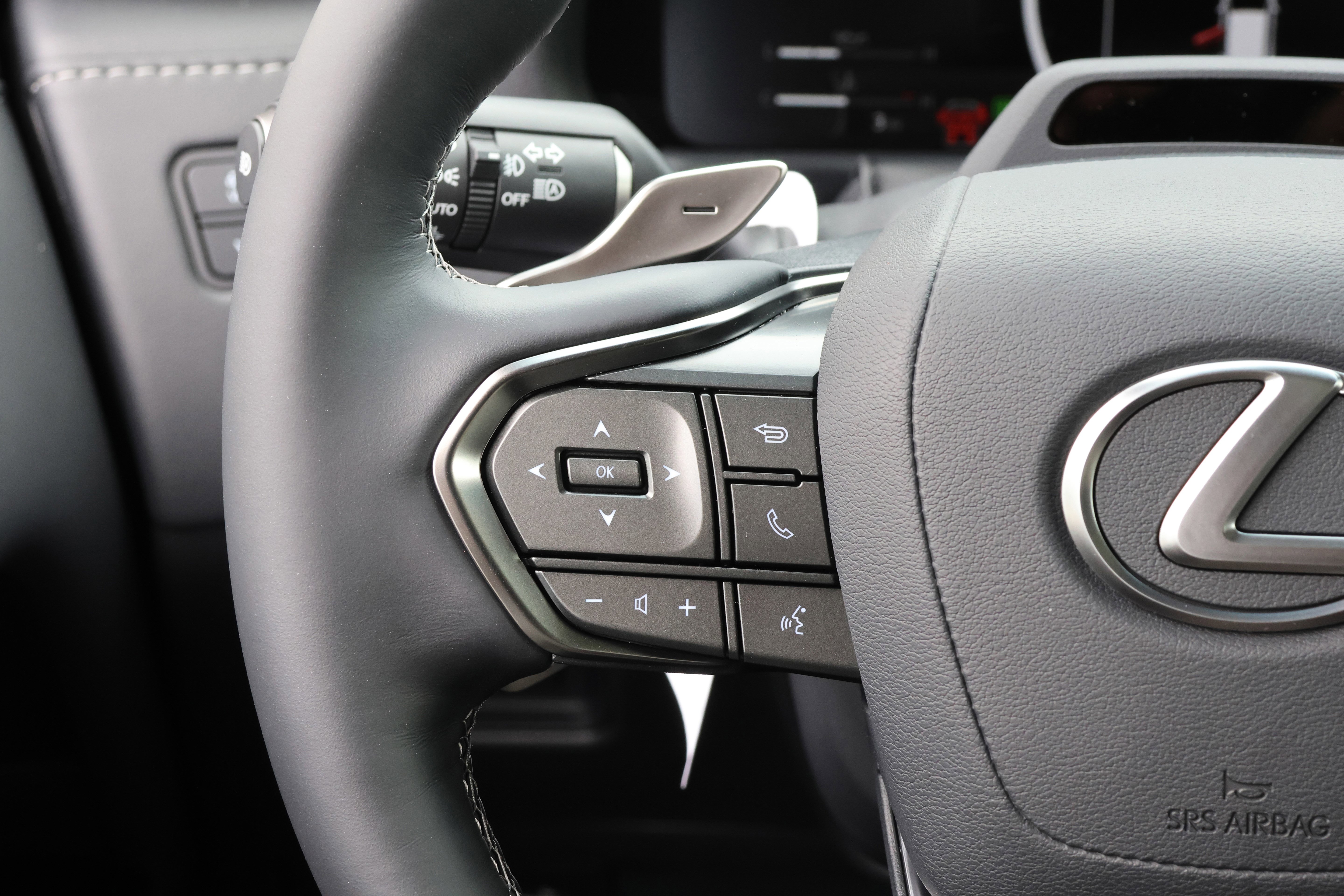 New 2025 Lexus LX 700h Overtrail image 17