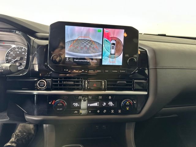 Used 2023 Nissan Pathfinder SL image 22