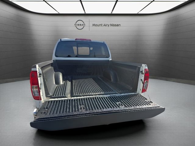 Used 2018 Nissan Frontier SV AWD/4WD image 6