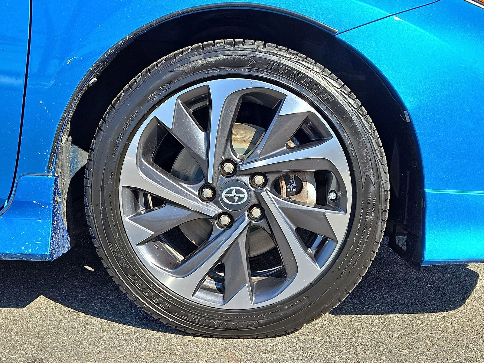 Used 2016 Scion iM image 32