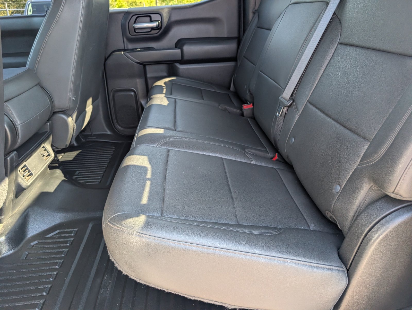 Used 2022 Chevrolet Silverado 1500 W/T w/ WT Value Package AWD/4WD image 16