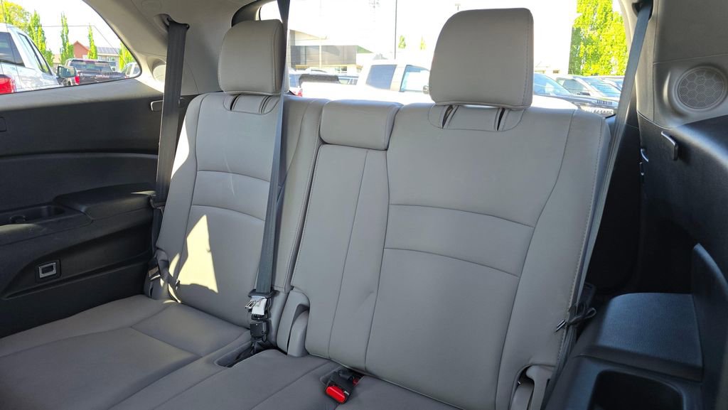 Used 2017 Honda Pilot Elite image 19