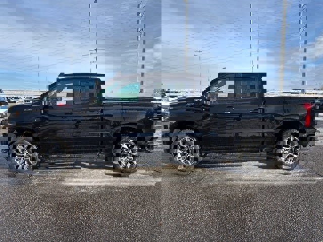 Used 2022 Chevrolet Silverado 1500 RST image 8