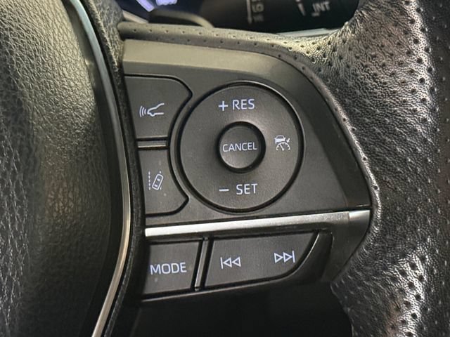 Used 2019 Toyota Avalon XSE FWD image 12