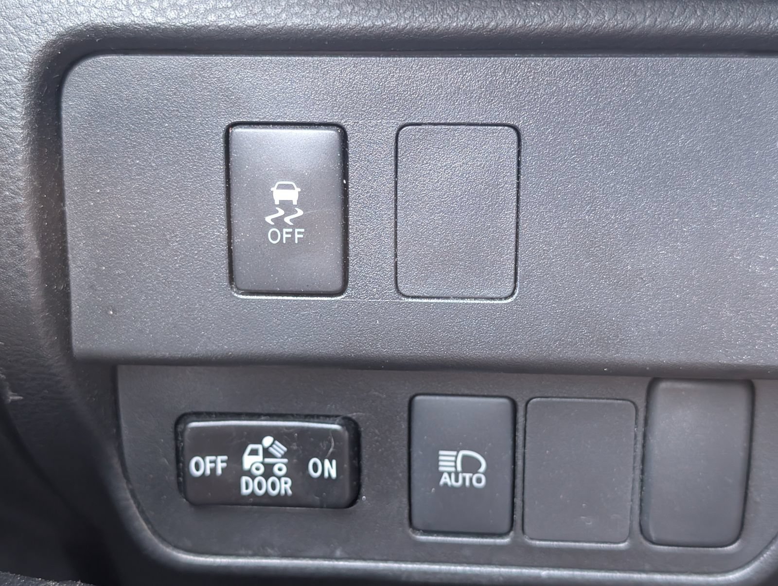 Used 2023 Toyota Tacoma SR5 RWD image 14