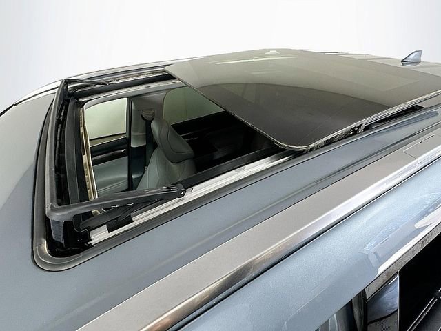 Used 2022 Toyota Highlander Platinum AWD/4WD image 14