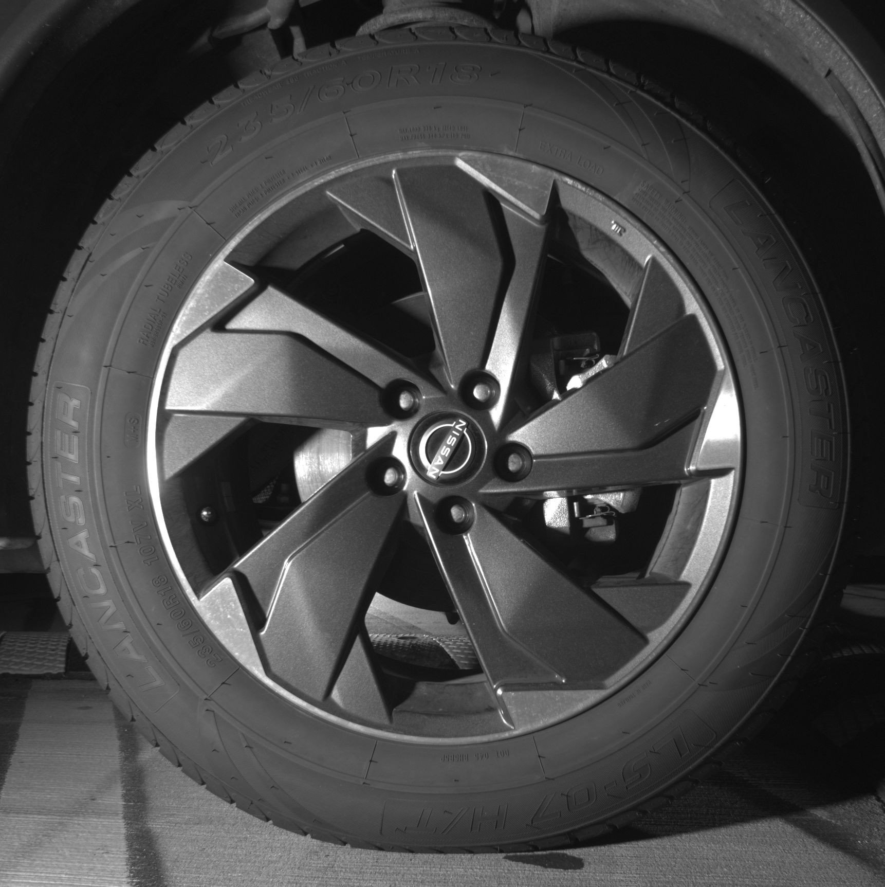 Used 2025 Nissan Rogue SV image 13