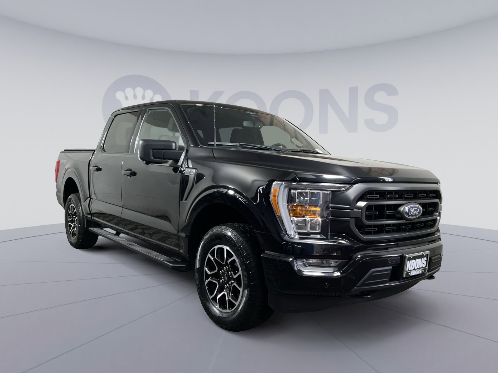 Used 2023 Ford F150 XLT w/ Equipment Group 302A High image 5