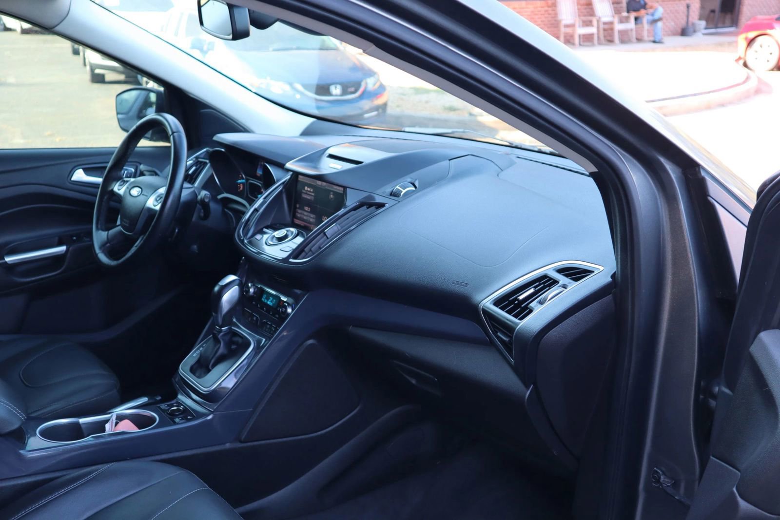 Used 2013 Ford Escape Titanium w/ Parking Technology Pkg image 16