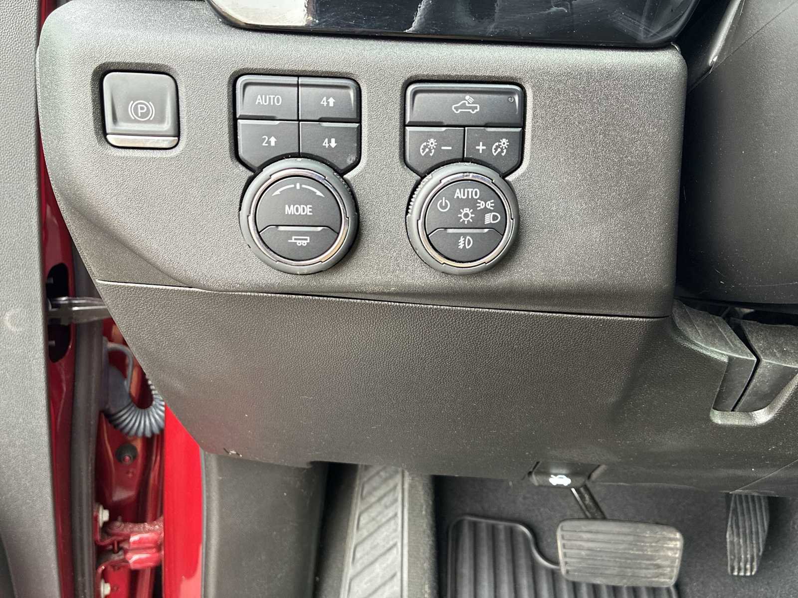 Certified 2023 Chevrolet Silverado 1500 RST w/ Z71 Off-Road Package image 18