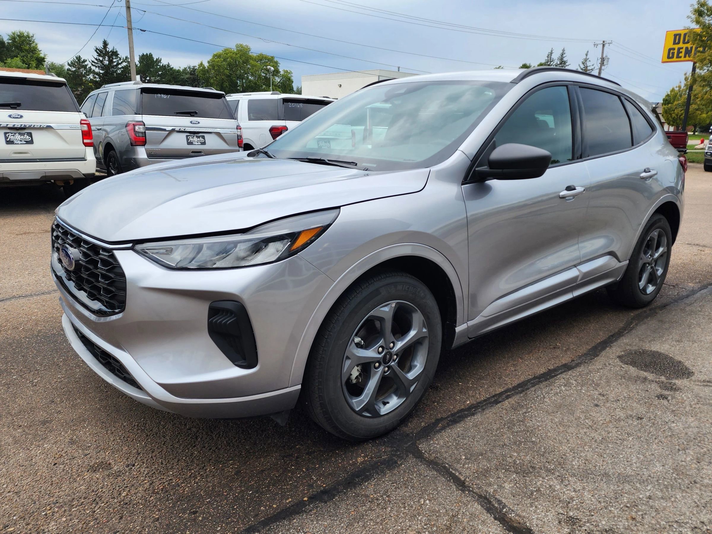 Used 2024 Ford Escape ST-Line image 4