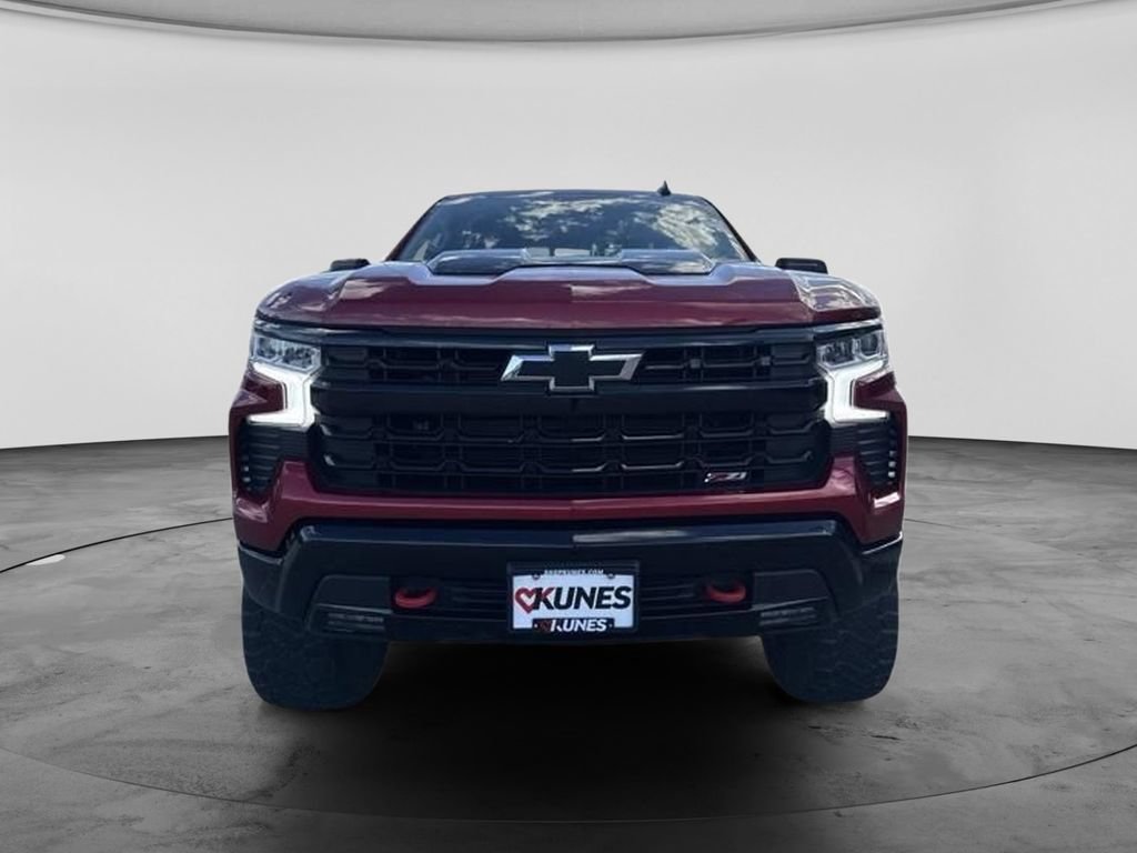 Used 2024 Chevrolet Silverado 1500 LT Trail Boss w/ Convenience Package II AWD/4WD image 8