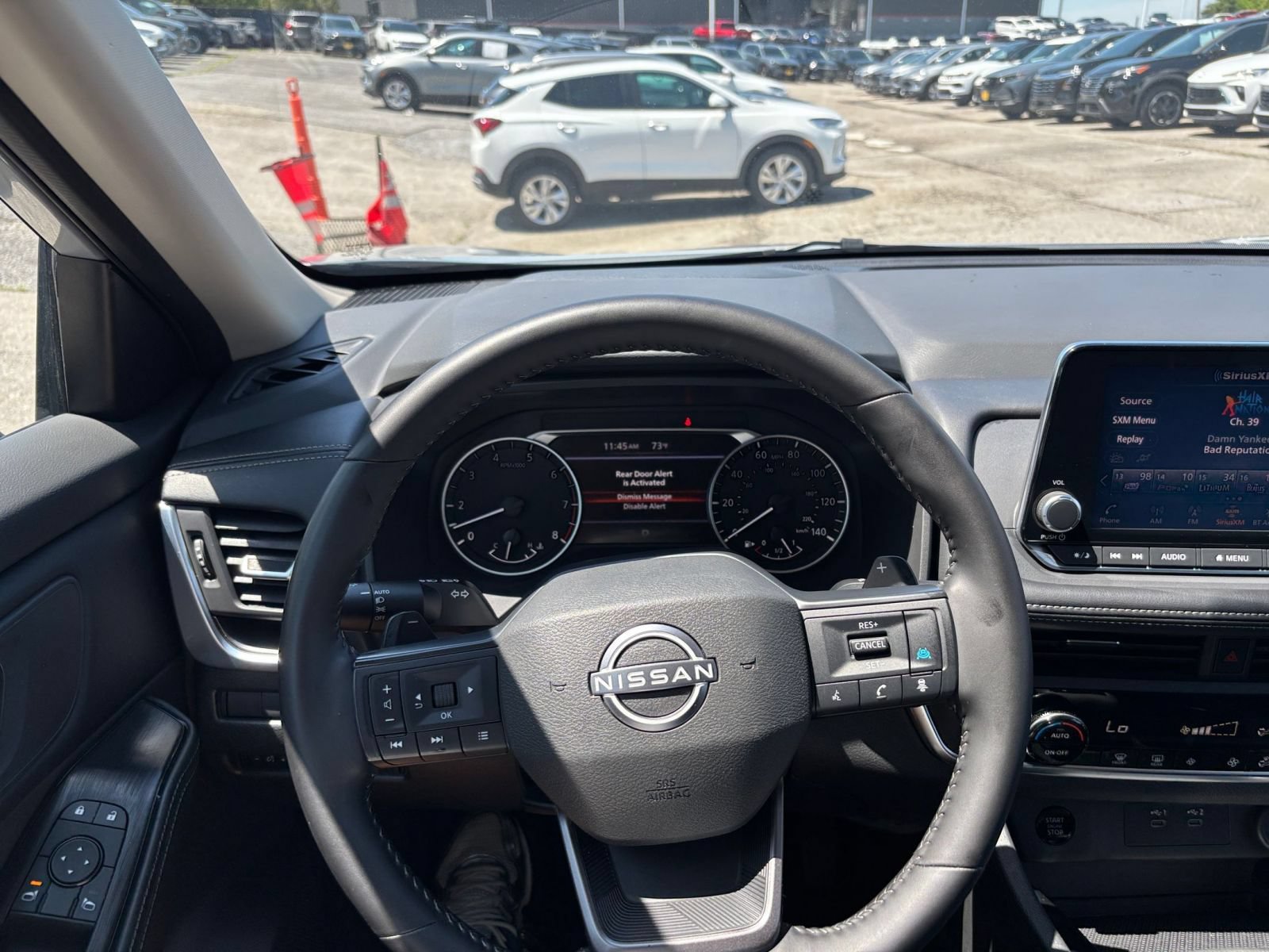 Used 2025 Nissan Rogue SV FWD image 29