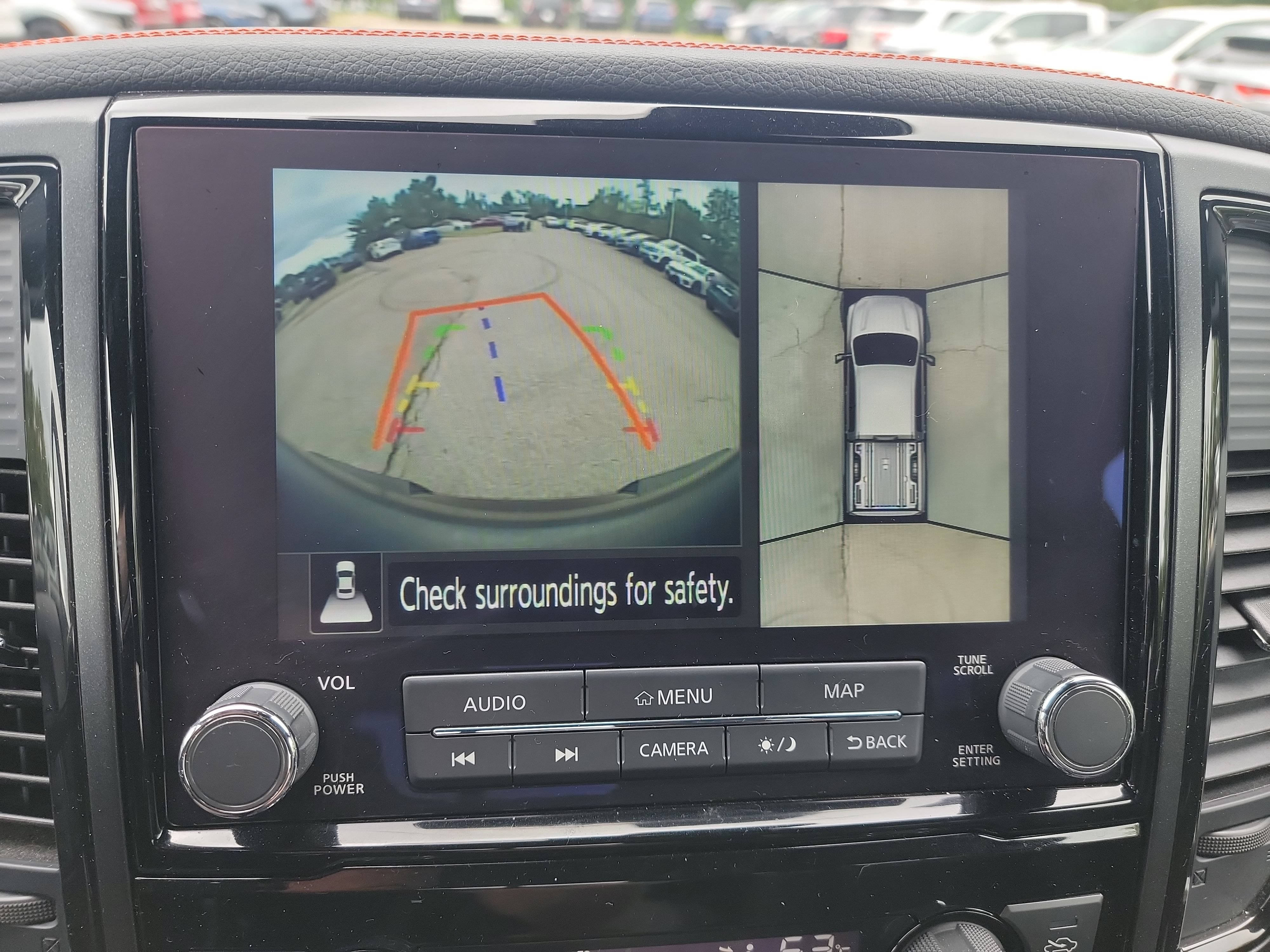 Used 2021 Nissan Titan PRO-4X w/ Pro-4x Convenience Package AWD/4WD image 23