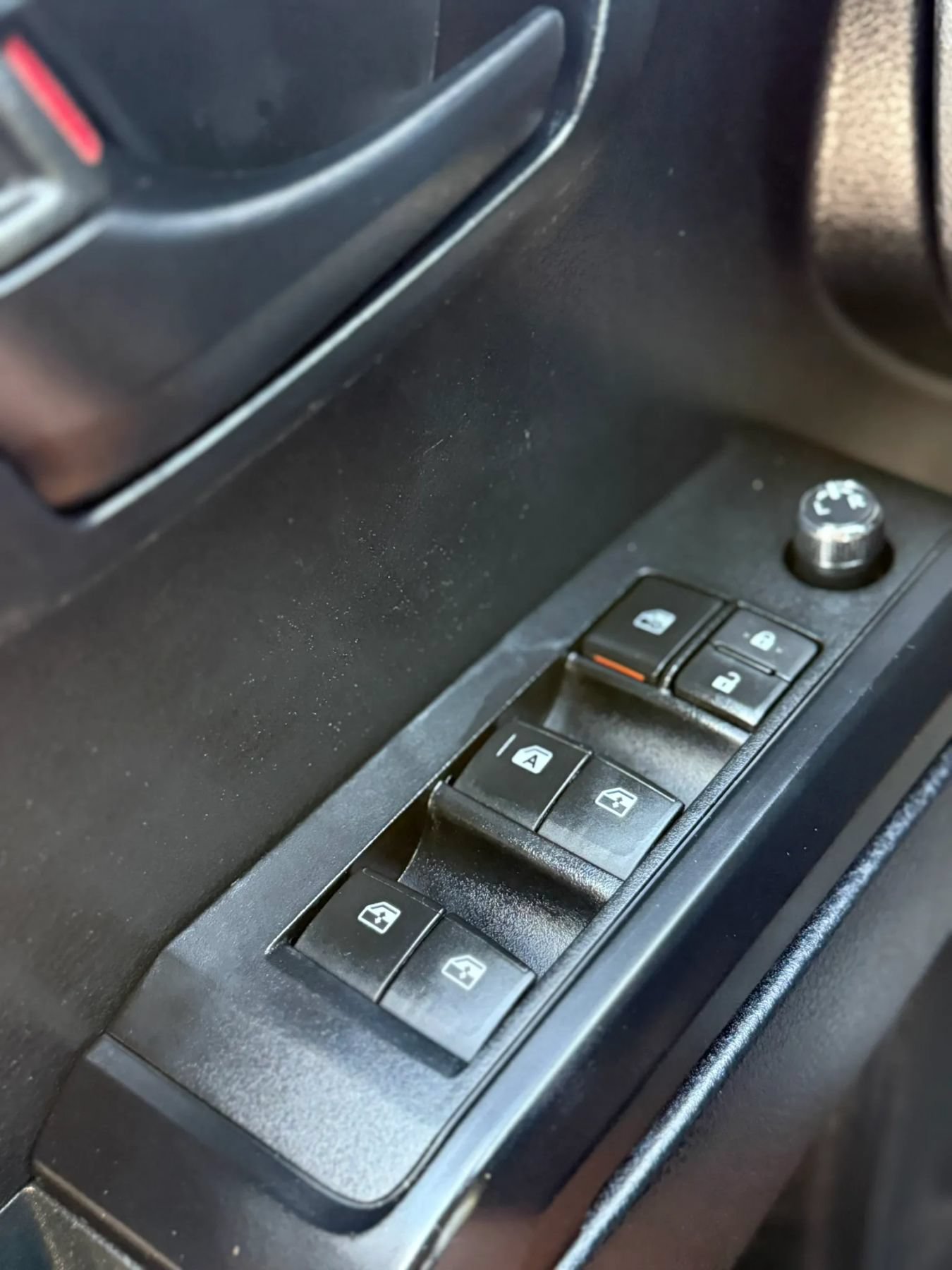 Used 2016 Toyota Tacoma SR w/ SR Convenience Package RWD image 30