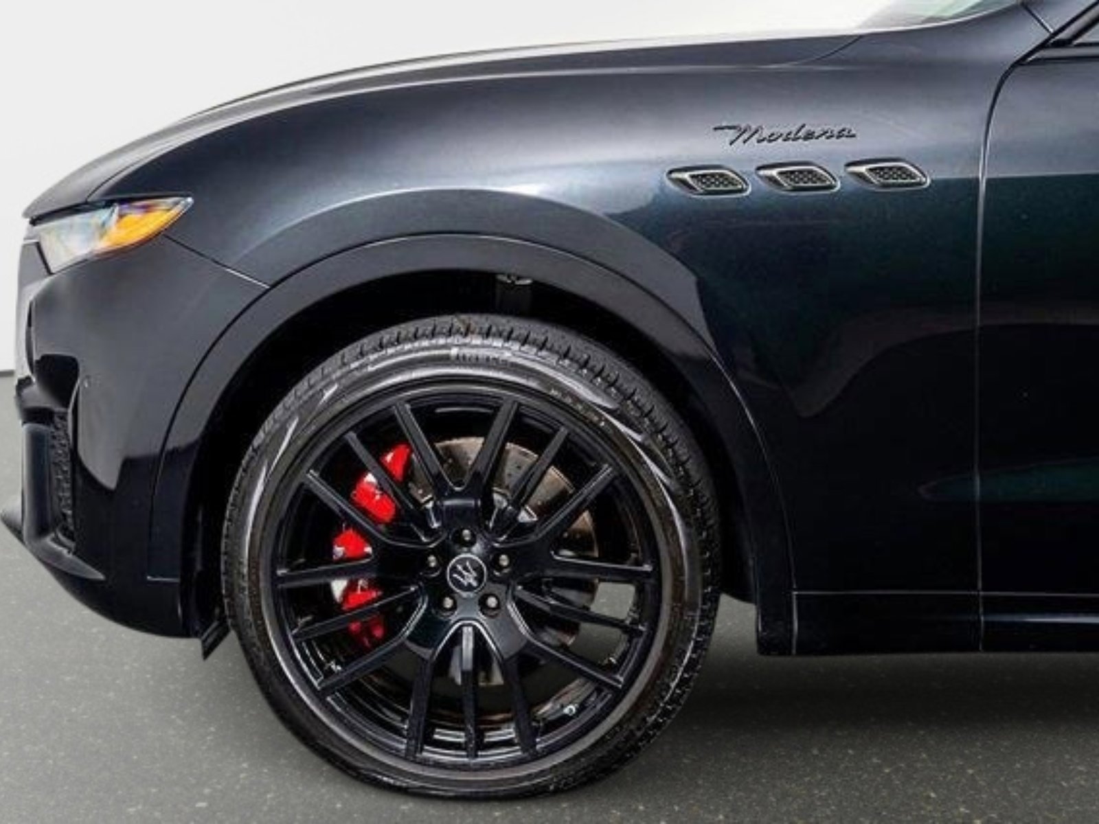 Used 2024 Maserati Levante Modena Ultima AWD/4WD image 20