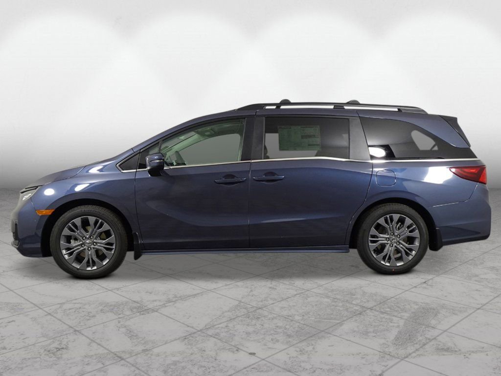 New 2026 Honda Odyssey Touring image 2
