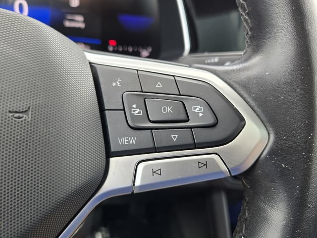 Used 2024 Volkswagen Jetta SE w/ Panoramic Sunroof Package FWD image 25