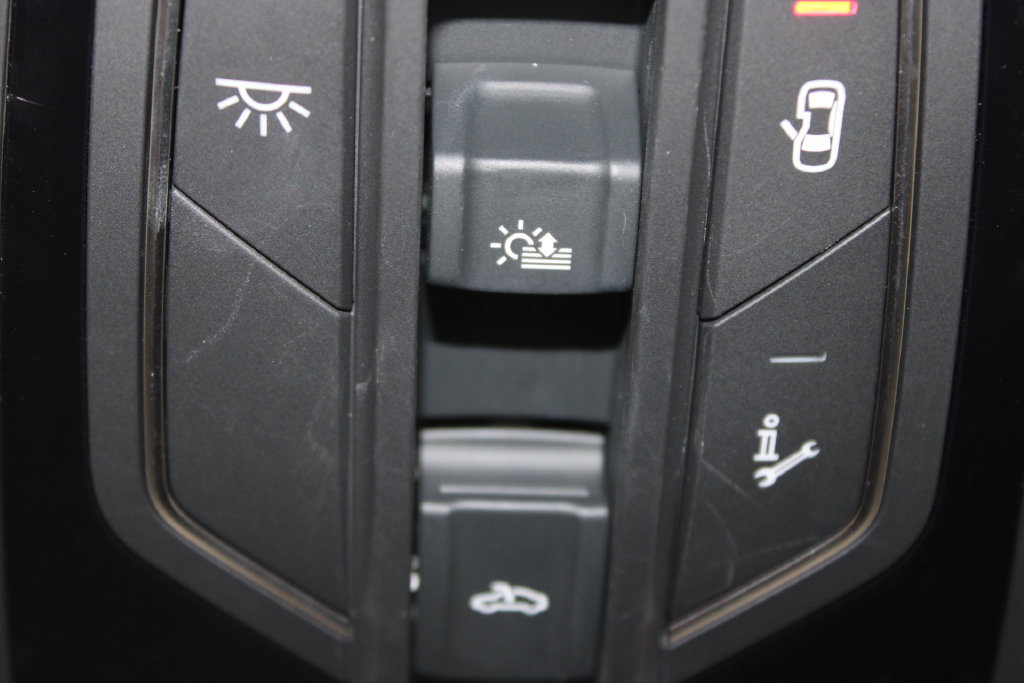 Used 2025 Audi Q7 3.0T Premium Plus AWD/4WD image 47