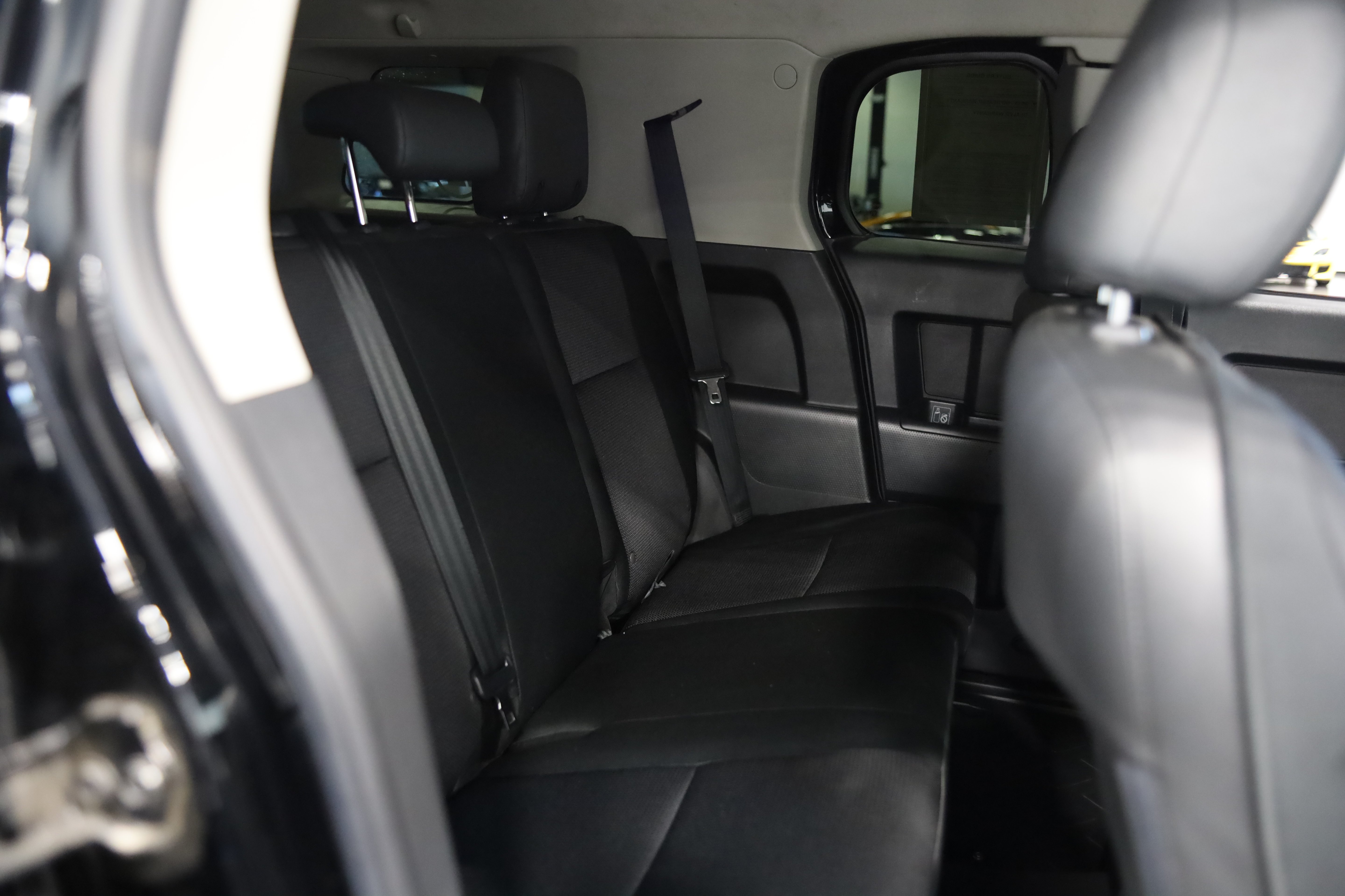 Used 2012 Toyota FJ Cruiser 4WD w/ Convenience Pkg image 37