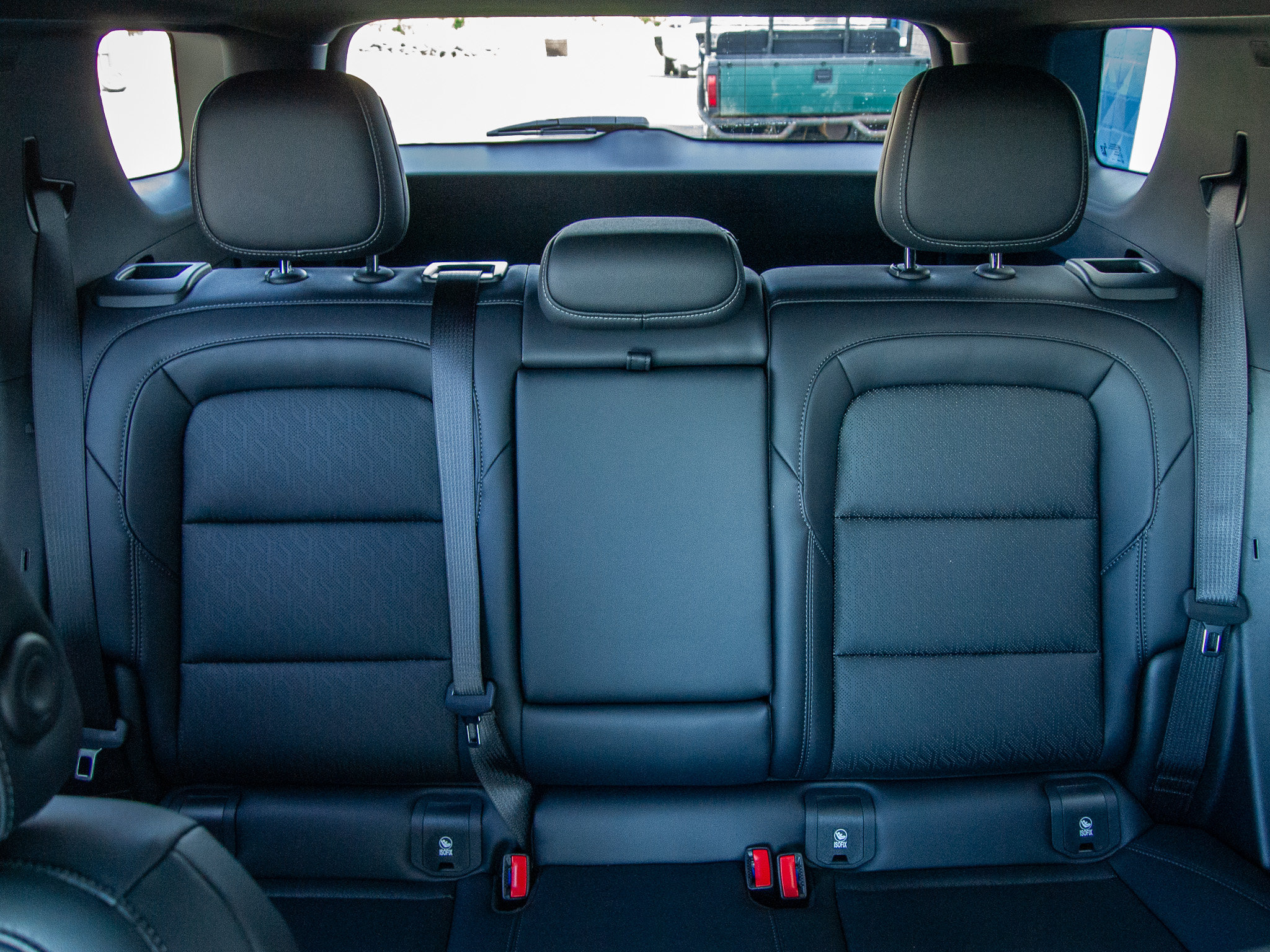 New 2027 Chevrolet Equinox LT w/ Convenience Package II FWD image 25