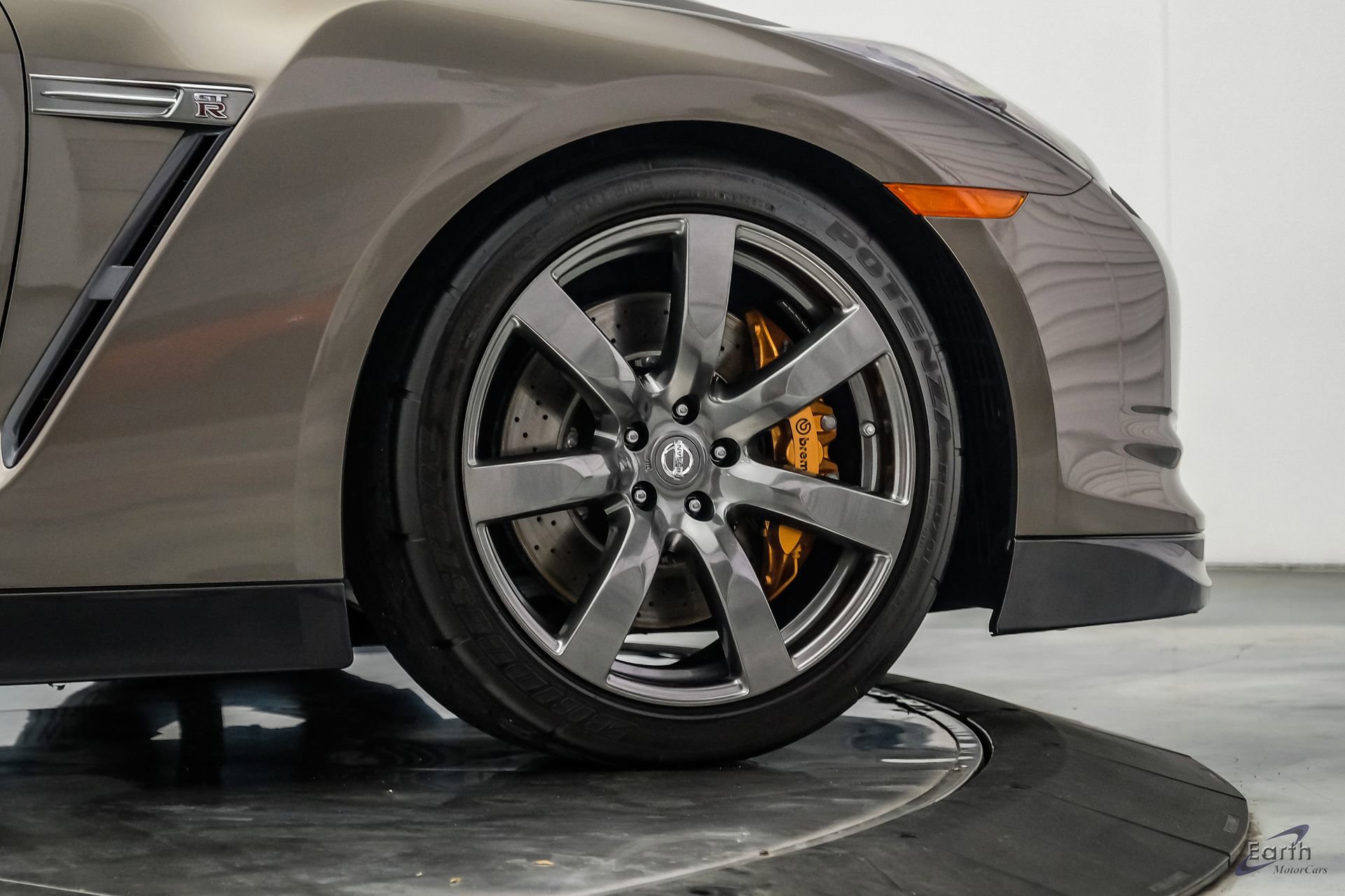 Used 2009 Nissan GT-R Premium AWD/4WD image 94
