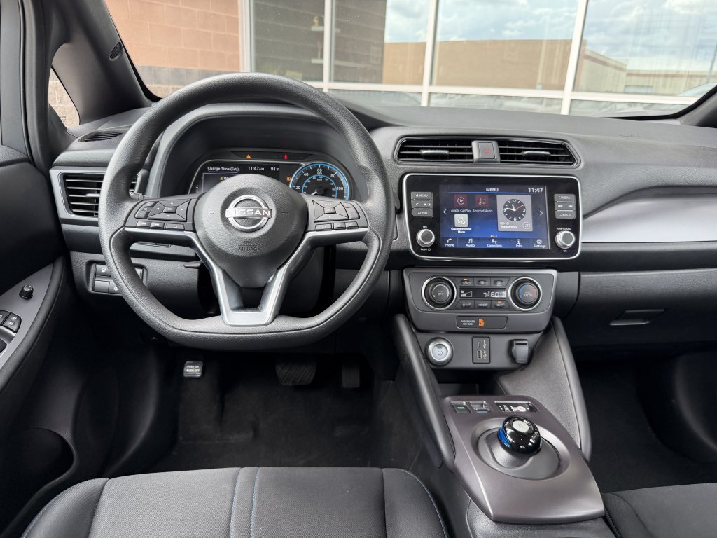 Used 2025 Nissan Leaf S FWD image 16
