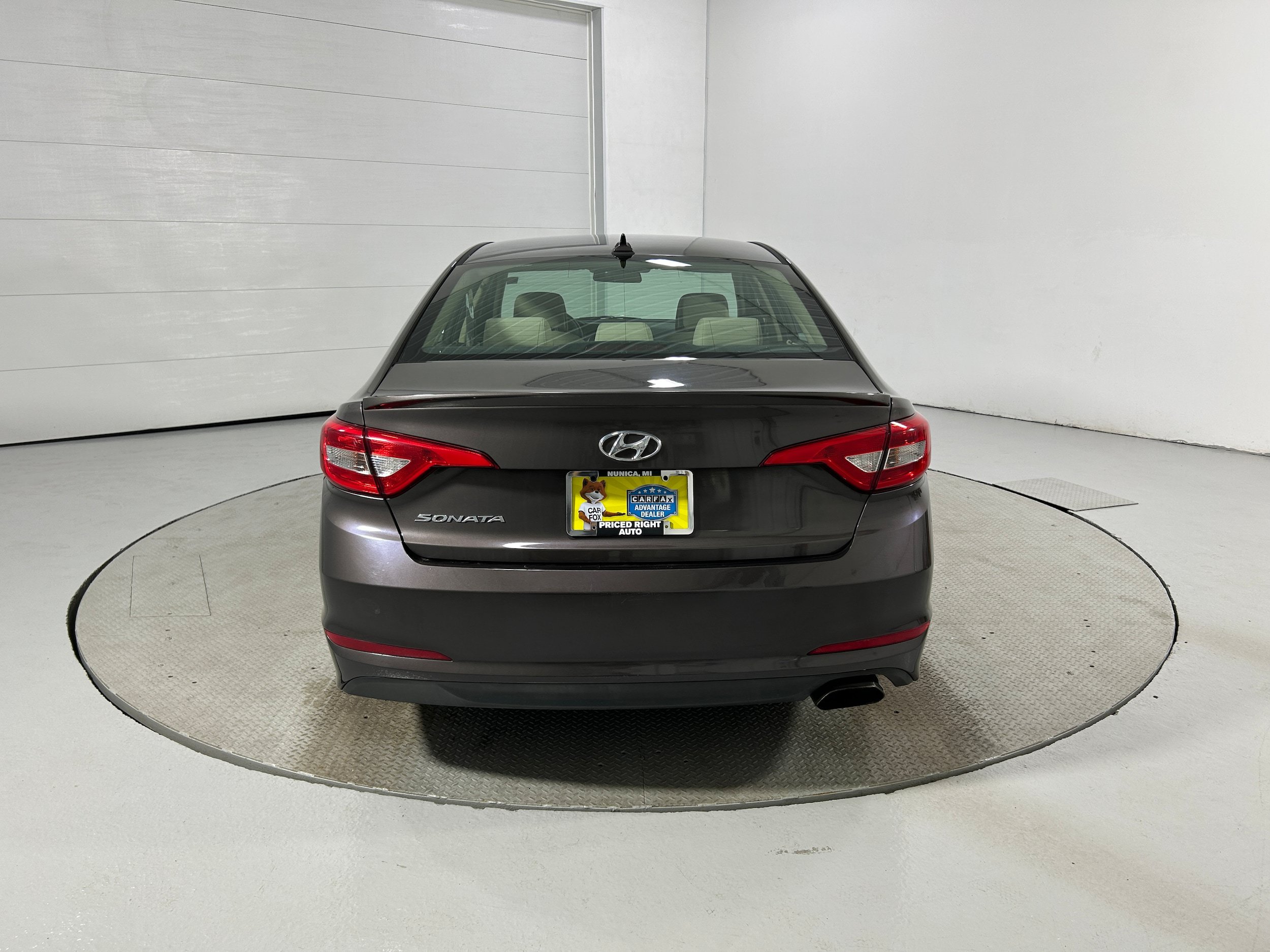 Used 2017 Hyundai Sonata SE FWD image 28