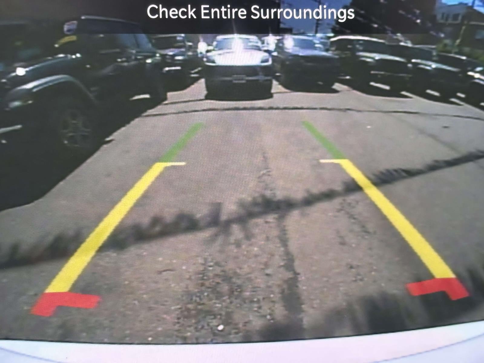 Used 2024 Chrysler Pacifica Touring-L FWD image 28