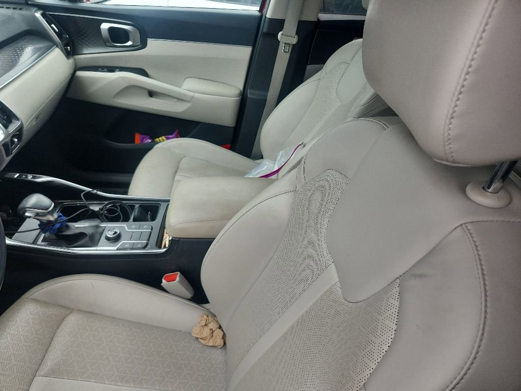 Used 2023 Kia Sorento S w/ Panoramic Sunroof Package FWD image 9