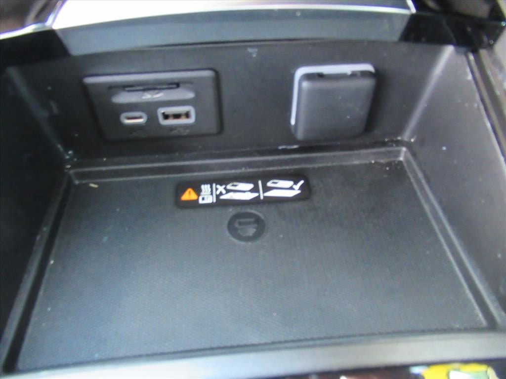 Used 2023 Buick Envision Avenir FWD image 26