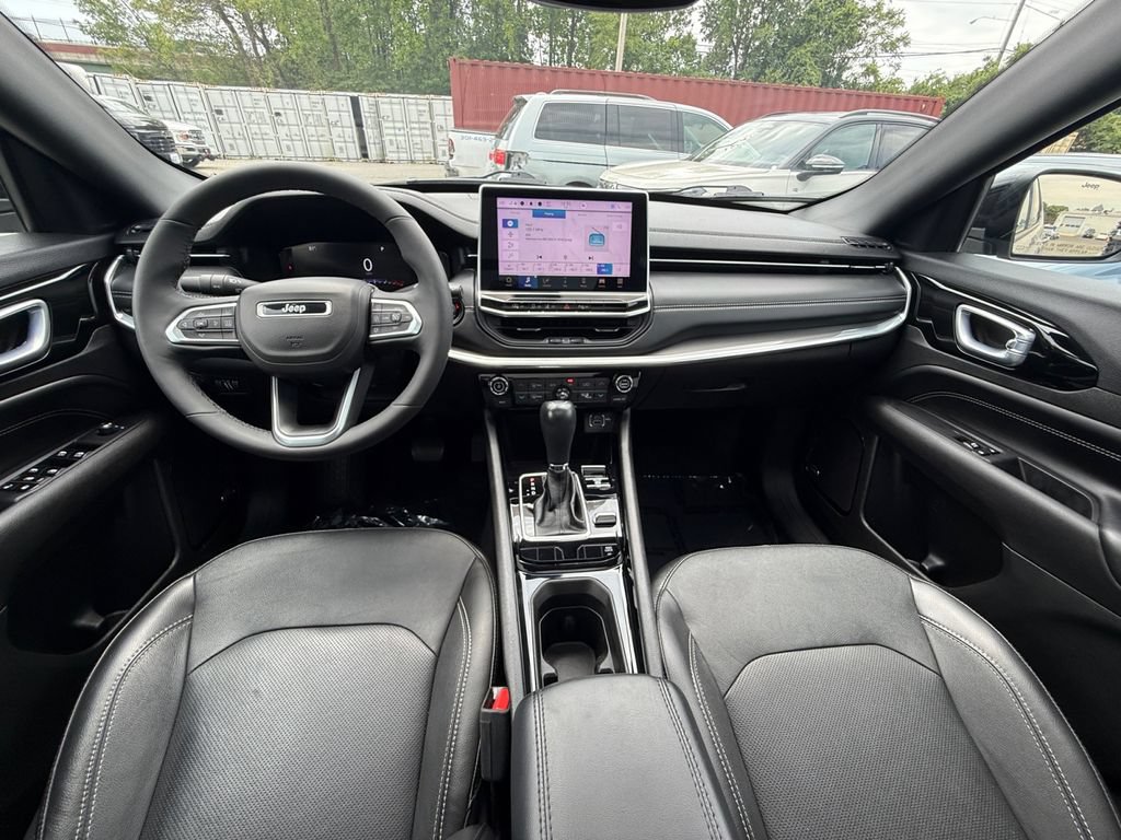 Used 2023 Jeep Compass High Altitude AWD/4WD image 27