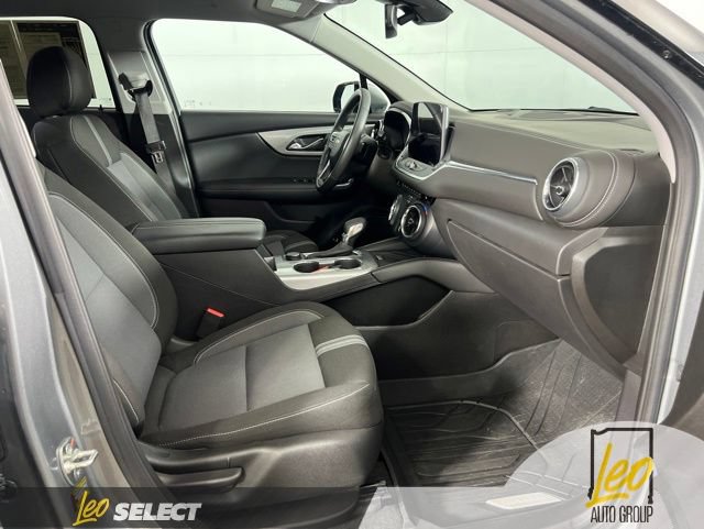 Used 2024 Chevrolet Blazer LT w/ Convenience Package FWD image 11