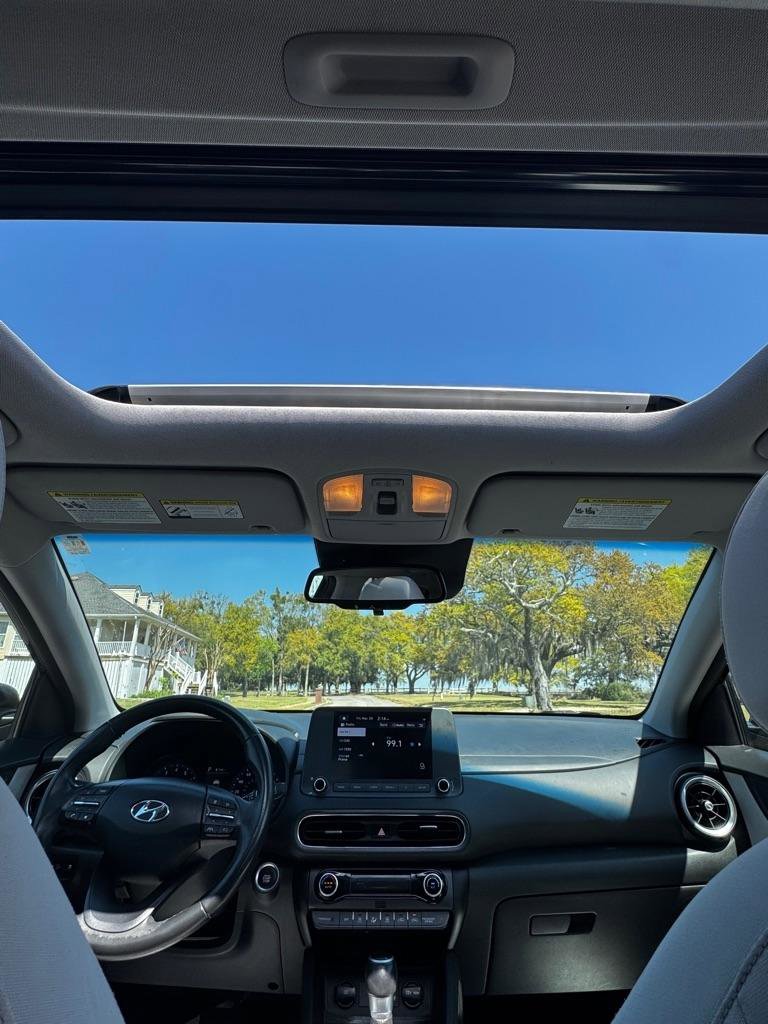 Used 2022 Hyundai Kona SEL w/ Convenience Package image 27